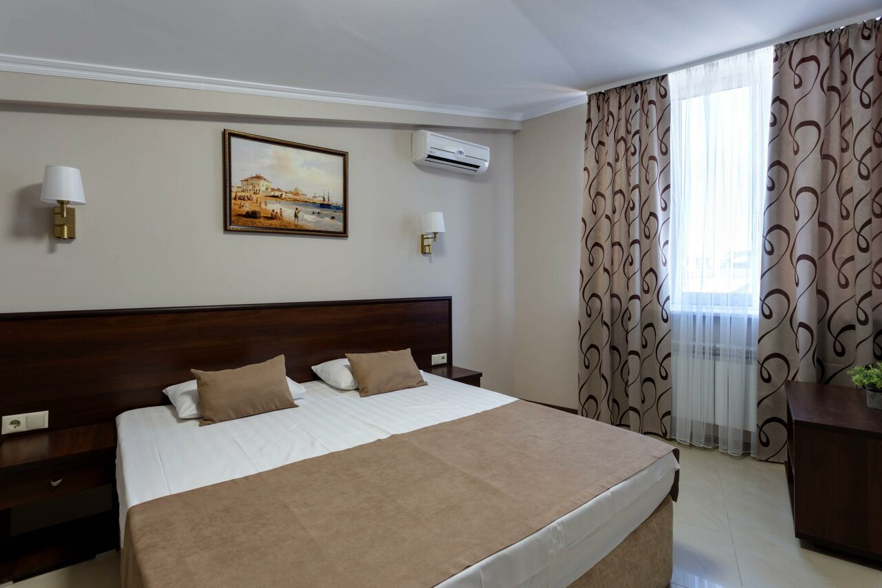 Гостиница Ирина Евпатория-86