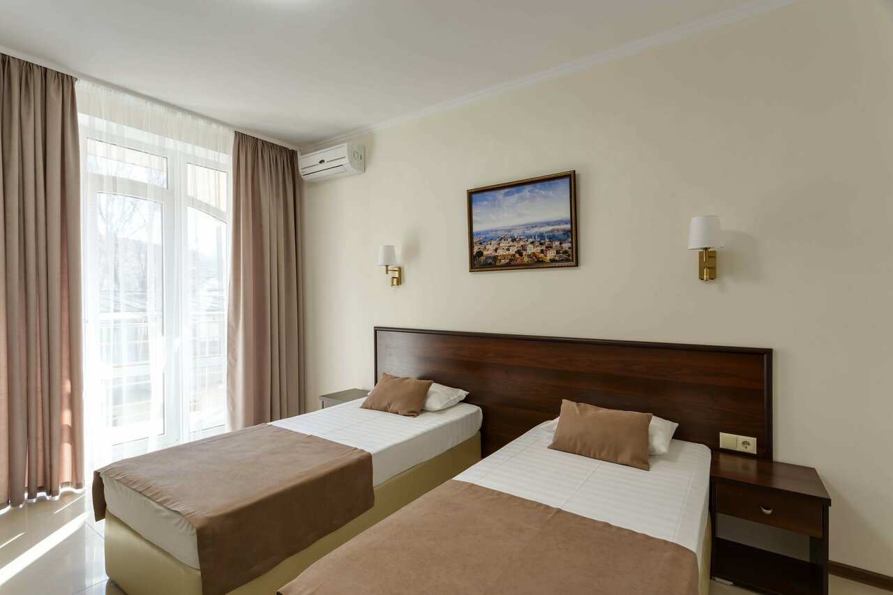 Гостиница Ирина Евпатория