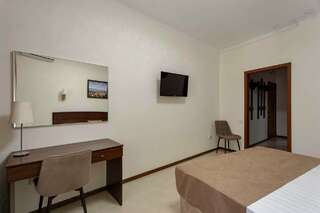 Гостиница Ирина Евпатория Четырехместный номер-5