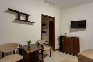 Гостиница Ирина Евпатория Четырехместный номер-7