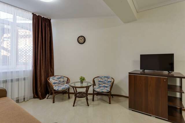 Гостиница Ирина Евпатория-81